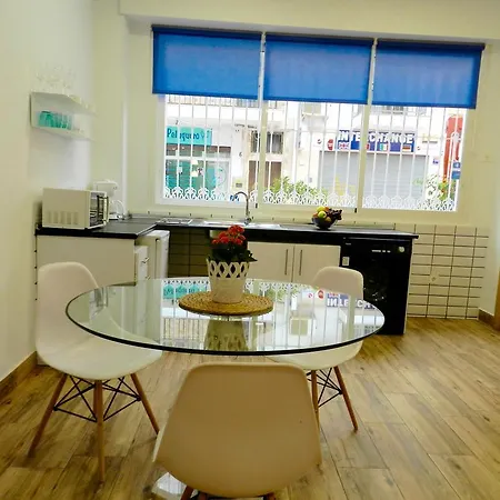 アパート Carolina