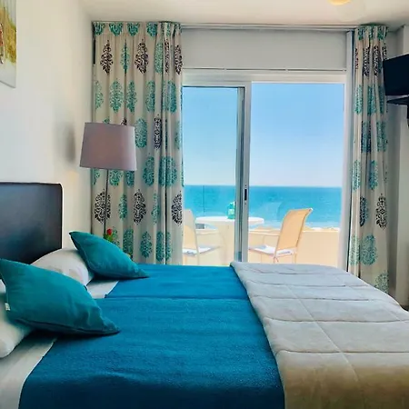 Carolina トレモリノス